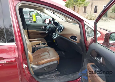 2017 Chrysler Pacifica Limited из США, поврежденный, VIN 2C4RC1GG7HR633331